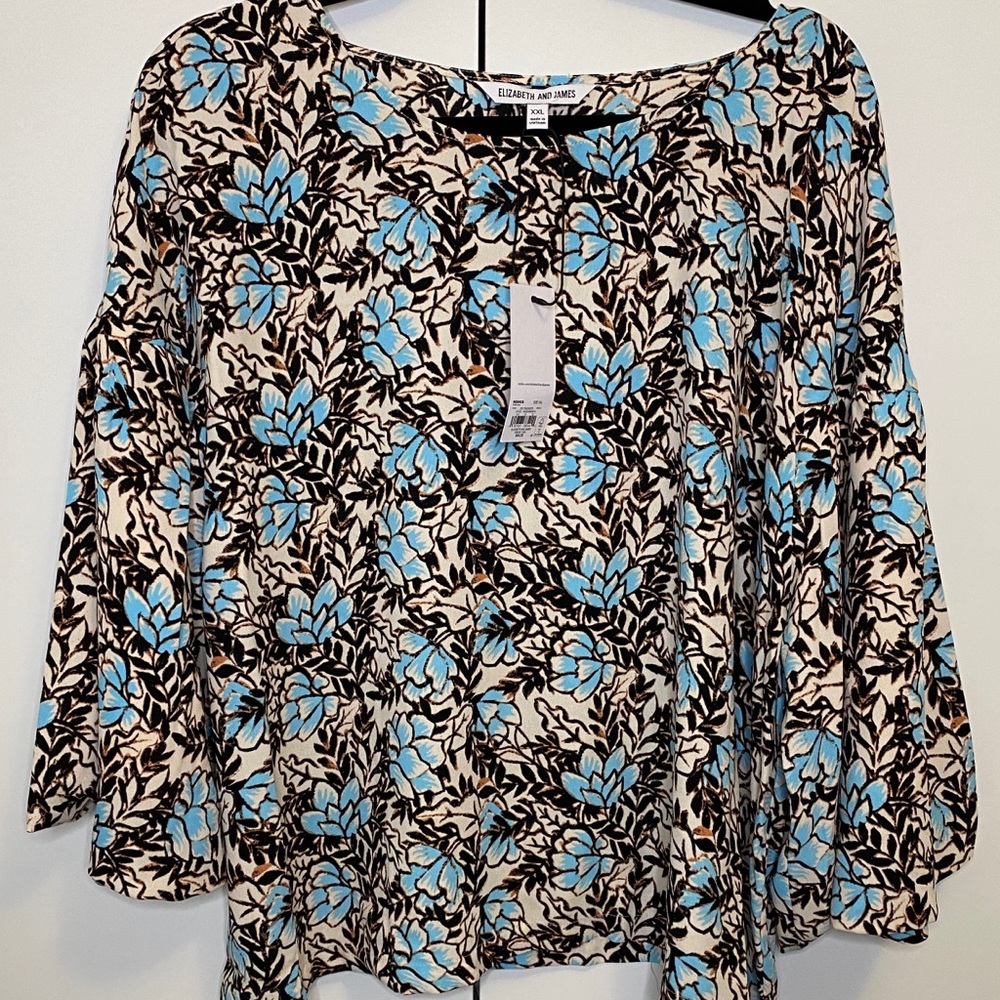 NWT Elizabeth & James floral print blouse